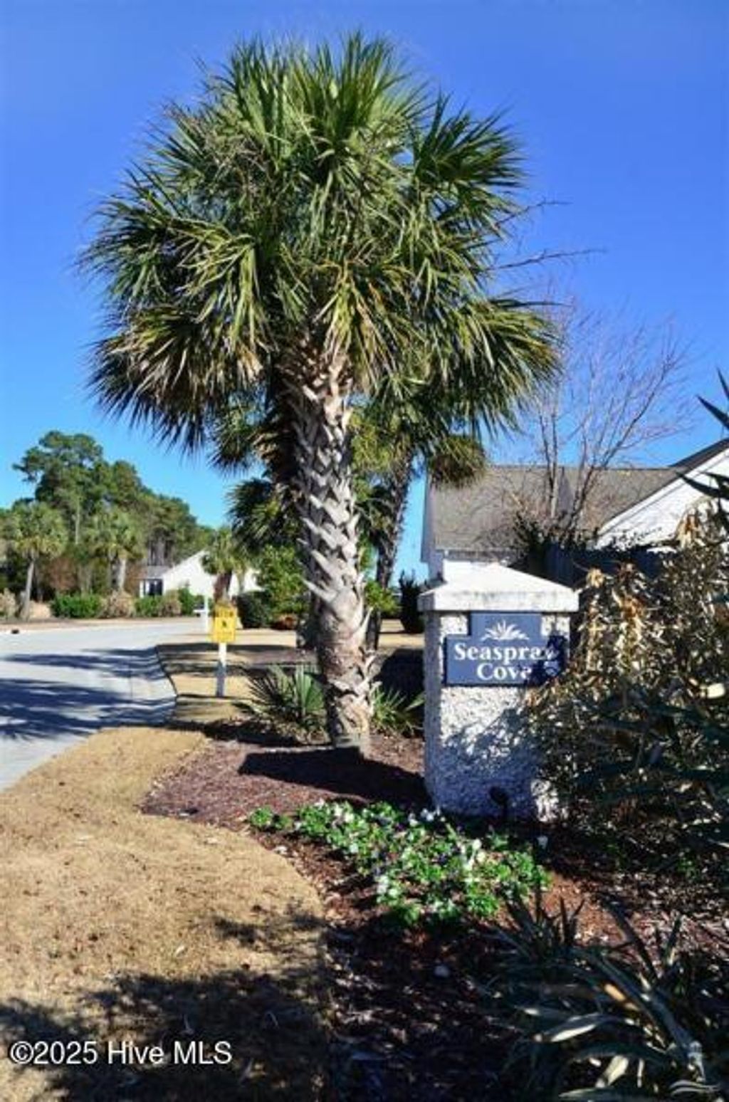 Photo of 4998 Alamance Drive SE, Southport, NC 28461 (MLS # 100539610)