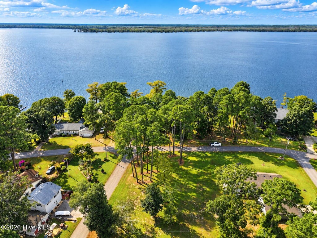 Photo of 804 Arrowhead Trail, Edenton, NC 27932 (MLS # 100605037)