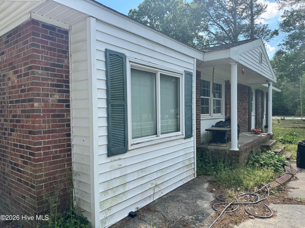 Photo of 2410 Coggins Lane, Ayden, NC 28513 (MLS # 100574478)