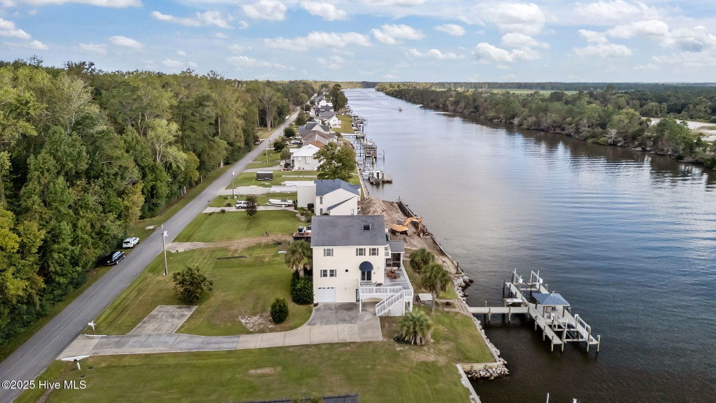Photo of 850 Sea Gate Drive, Newport, NC 28570 (MLS # 100600007)