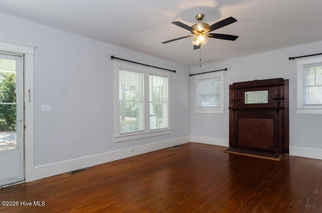 Photo of 914 Bonham Avenue #B, Wilmington, NC 28403 (MLS # 100561400)