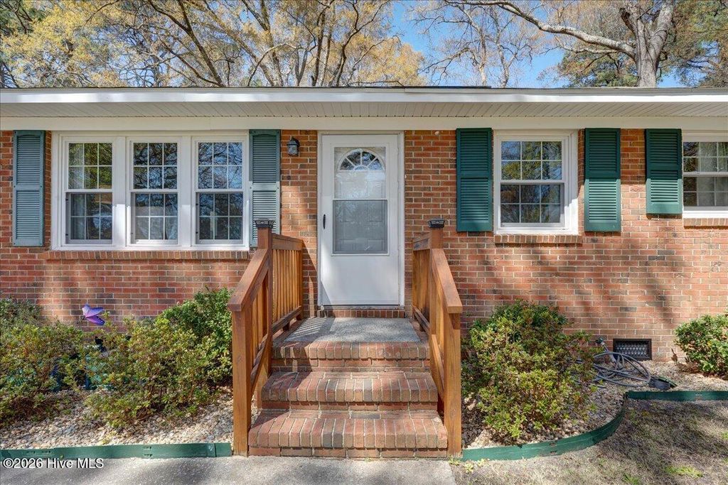 Photo of 107 Pine Dale Road, Havelock, NC 28532 (MLS # 100561859)