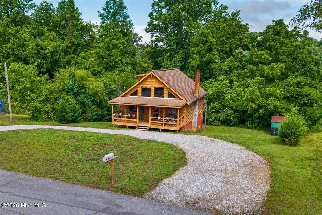 Photo of 321 Sunrise Street, Murphy, NC 28906 (MLS # 100579705)