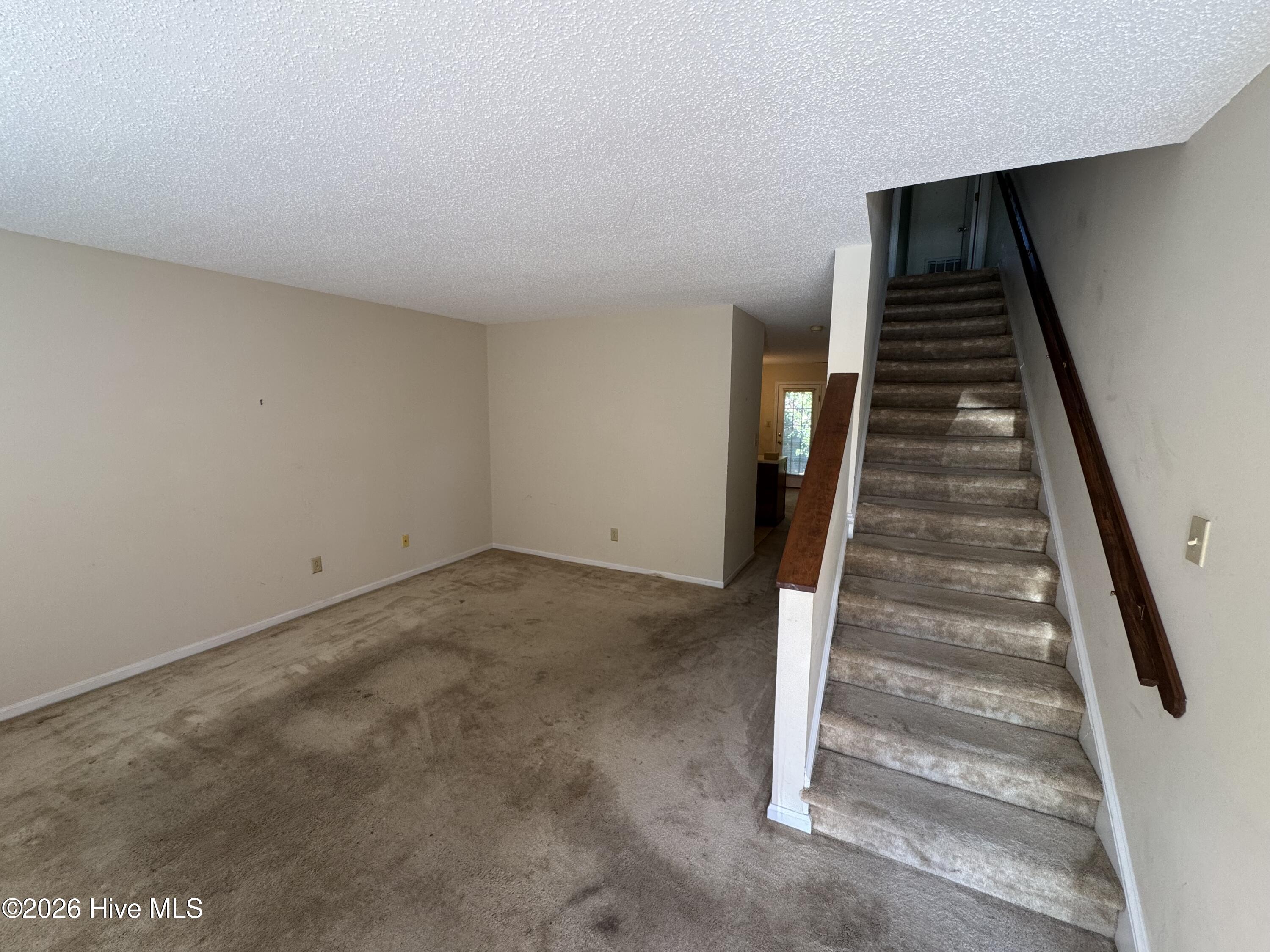 3200 Crystal Oaks Lane