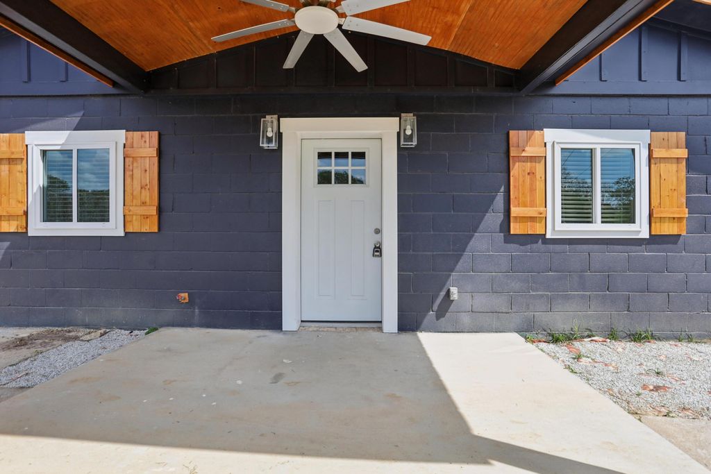 Photo of 419 Fairhope St, Augusta, GA 30901 (MLS # 554167)