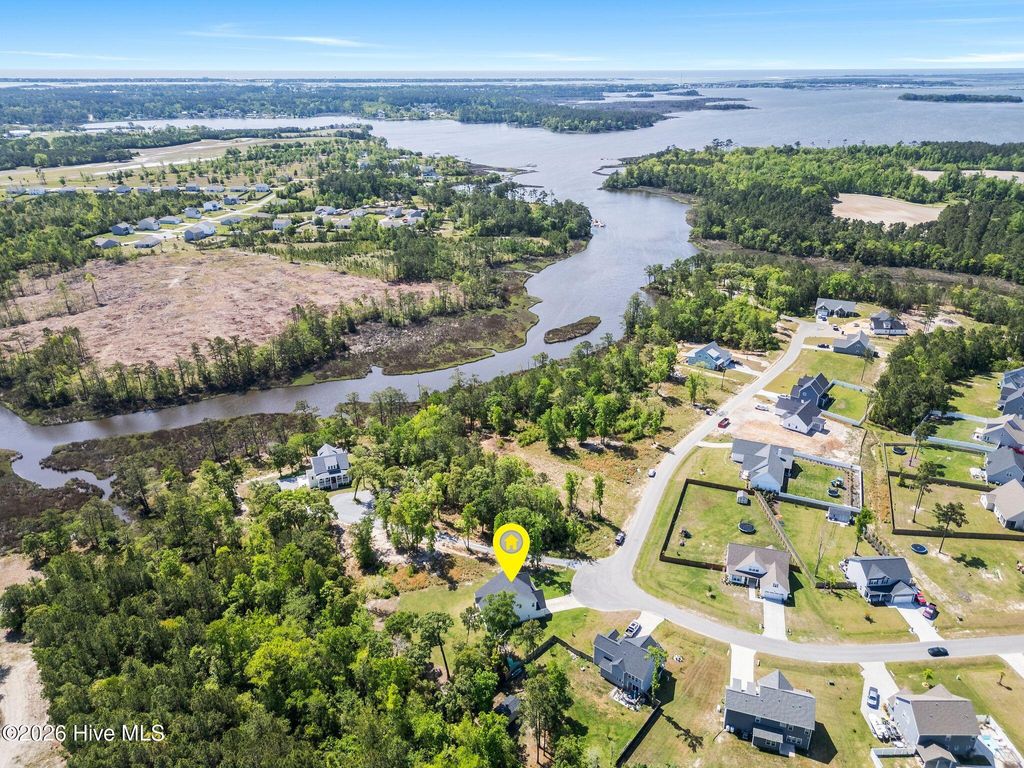 Photo of 121 Starkey Creek Drive, Peletier, NC 28584 (MLS # 100569302)