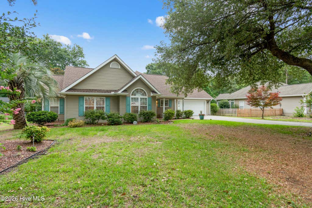 Photo of 1737 Rosebay Court SW, Ocean Isle Beach, NC 28469 (MLS # 100587387)