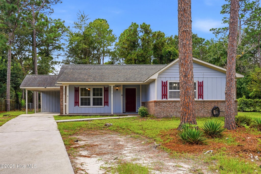 Photo of 3619 Bent Tree Court, Wilmington, NC 28405 (MLS # 100600613)