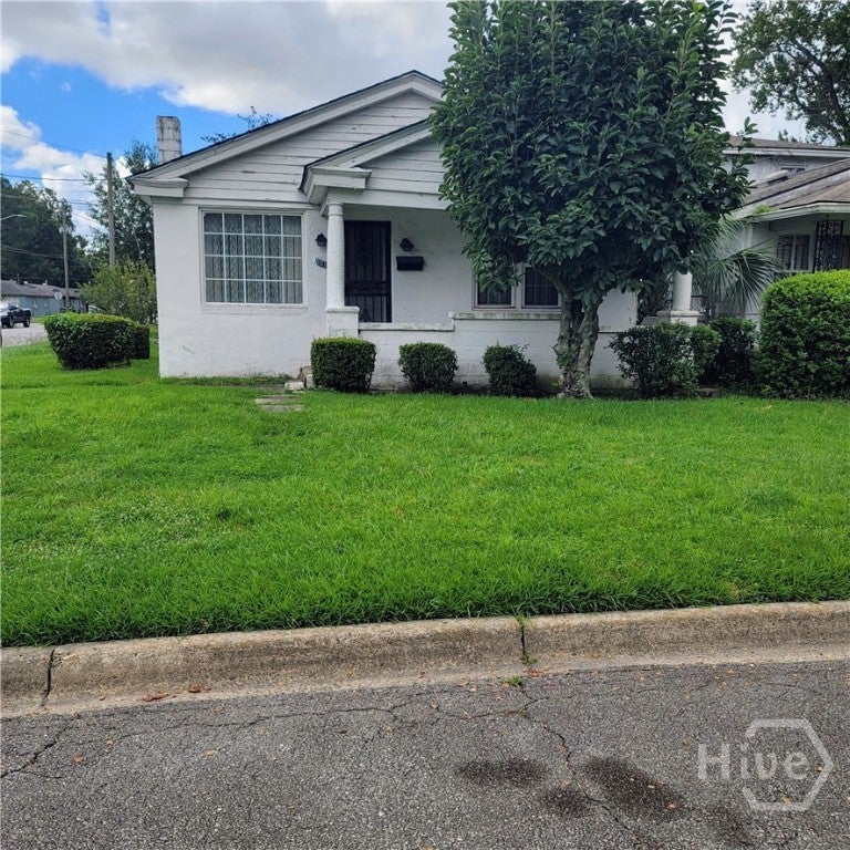 Photo of 801 W 47th Street, Savannah, GA 31405 (MLS # SA363968)