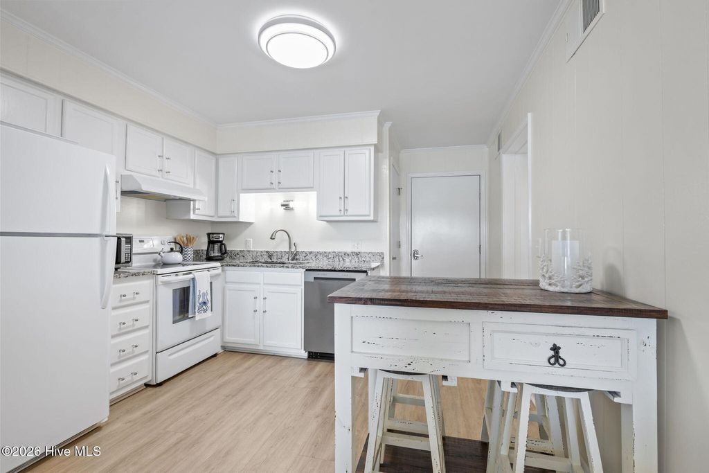 Photo of 2008 E Ft Macon Road #I-8, Atlantic Beach, NC 28512 (MLS # 100561802)