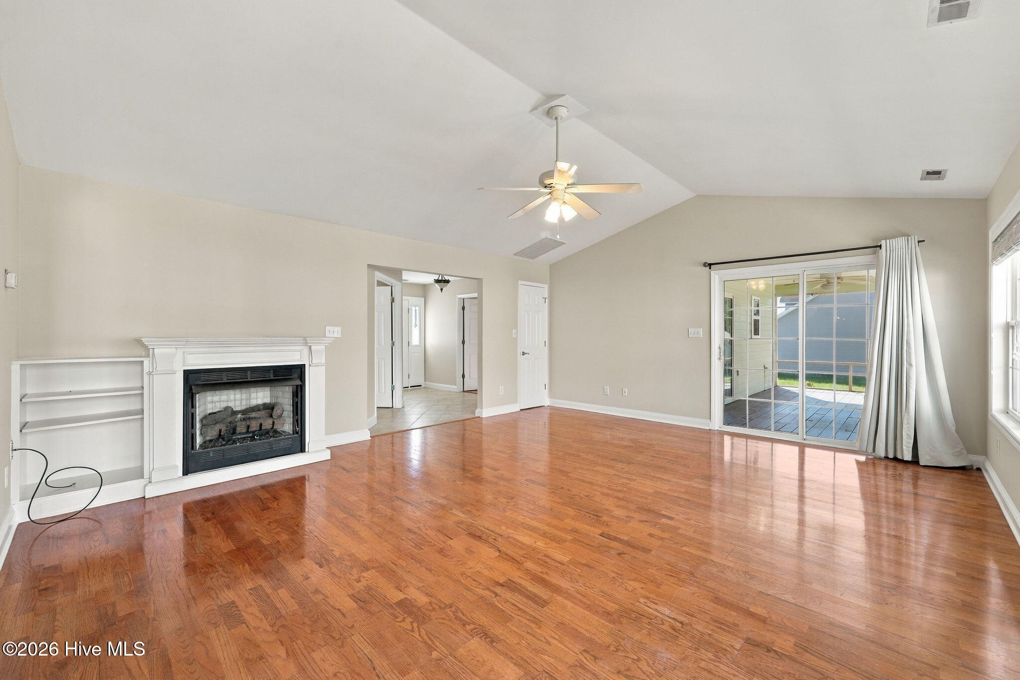 405 Emerald Circle