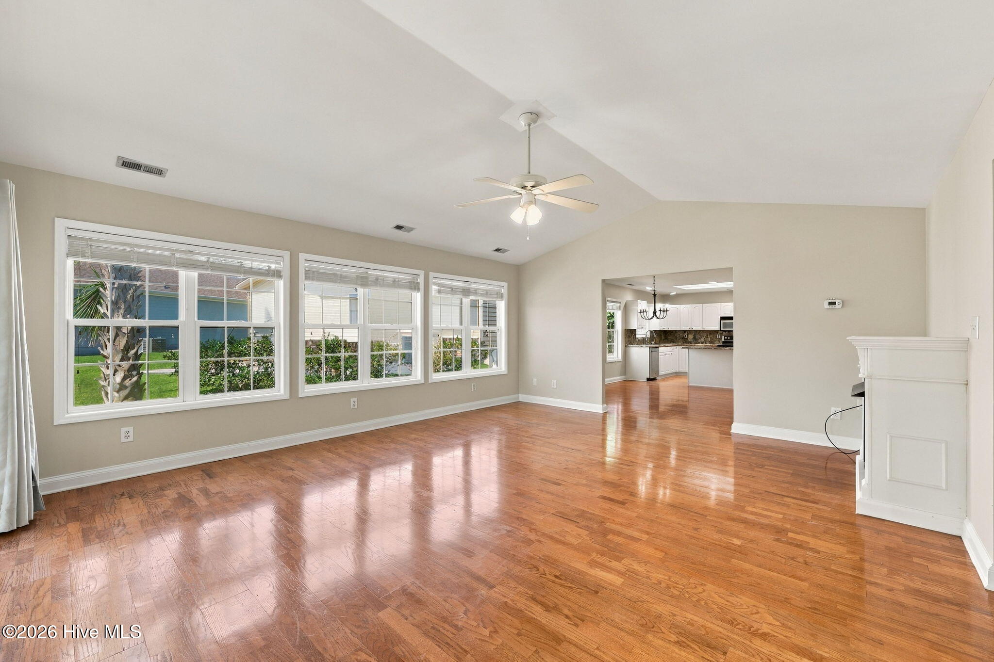 405 Emerald Circle
