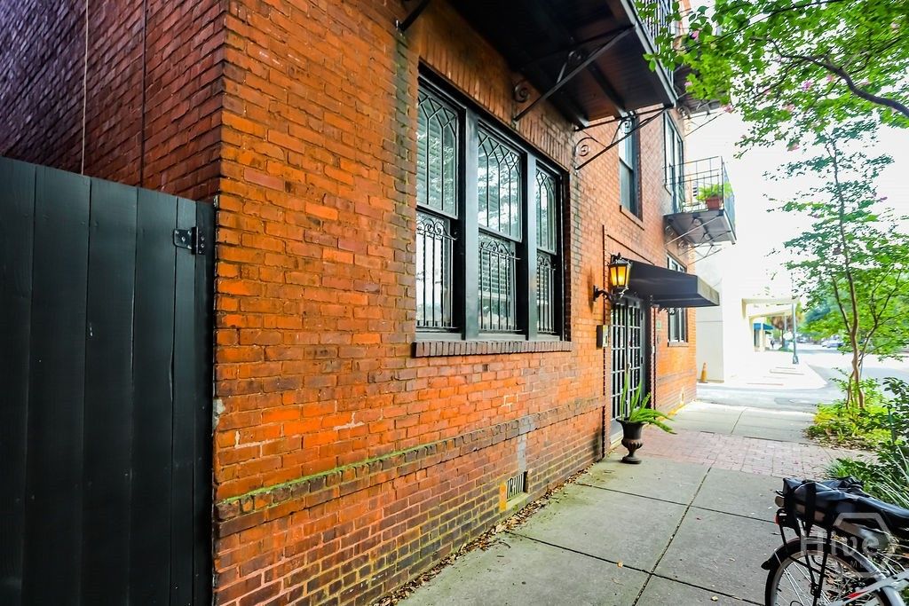 Photo of 111 Lincoln Street #1B, Savannah, GA 31401 (MLS # SA349321)