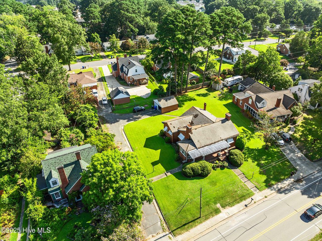 Photo of 2411 E 5th Street, Greenville, NC 27858 (MLS # 100520841)