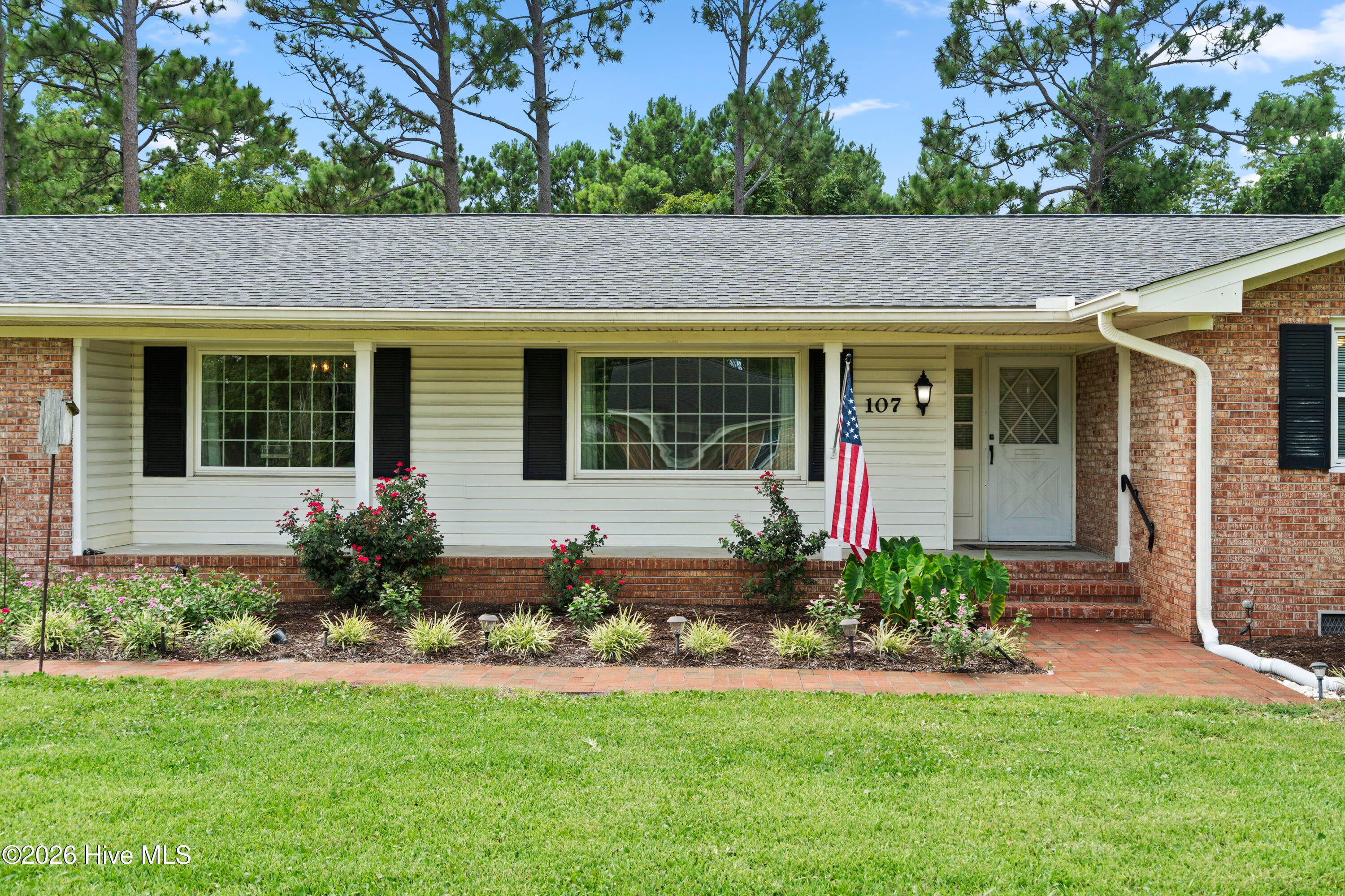 107 Brookshire Lane