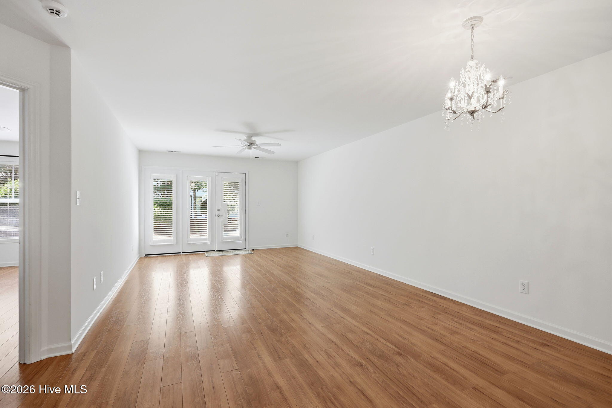 102 Oleander Court