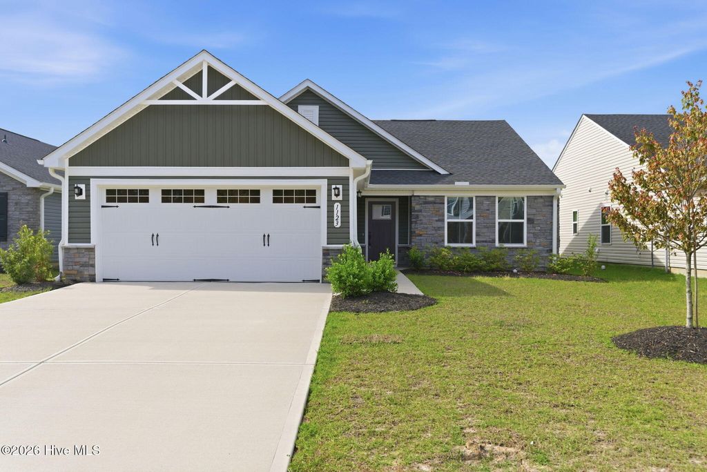 Photo of 1123 Middle Crest Drive NE, Bolivia, NC 28422 (MLS # 100569541)