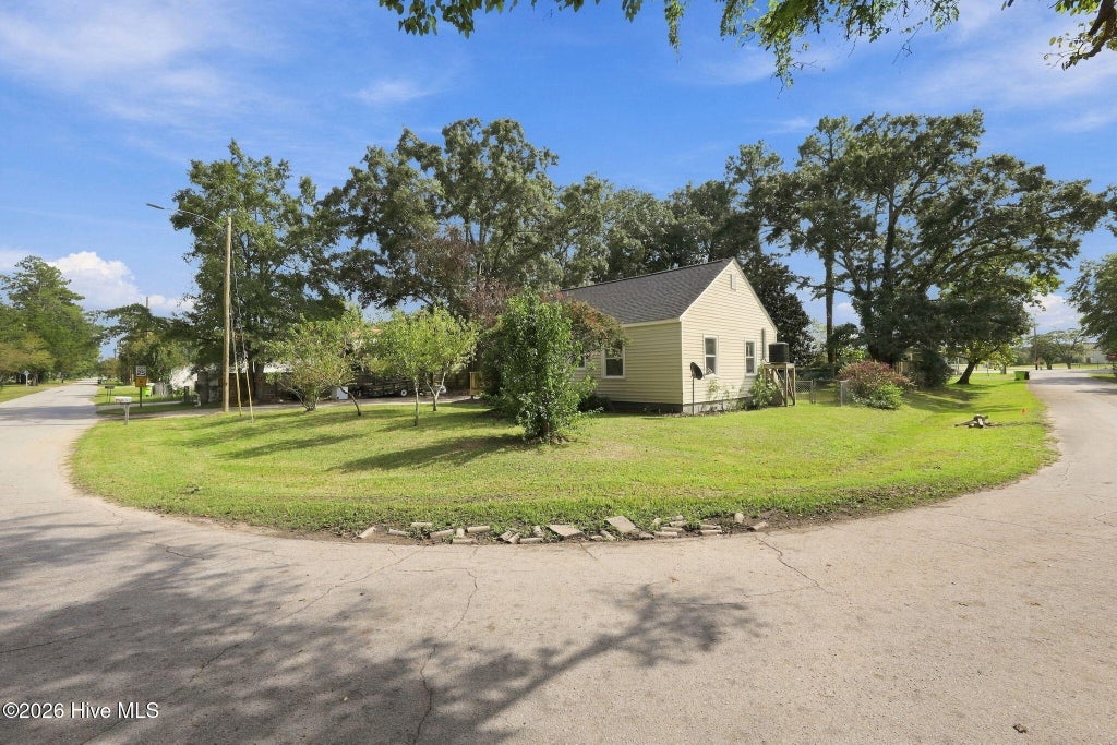 Photo of 2707 Alabama Avenue, New Bern, NC 28560 (MLS # 100606448)