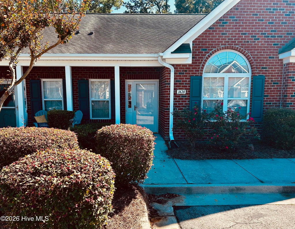 Photo of 1620 Honeybee Lane, Wilmington, NC 28412 (MLS # 100610693)