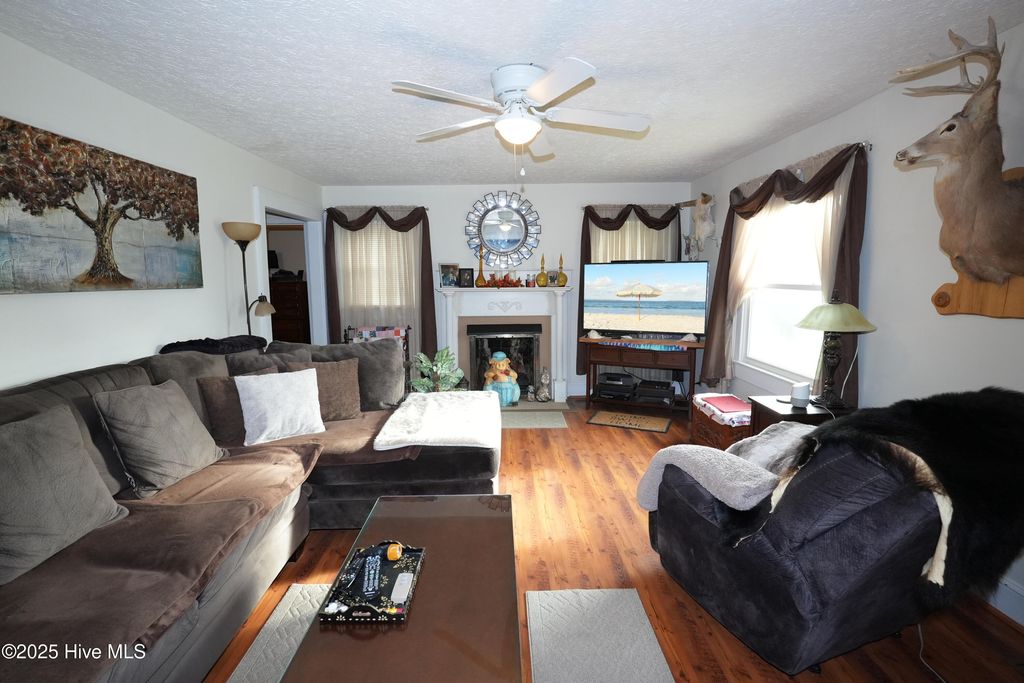 Photo of 3524 Castle Hayne Road, Castle Hayne, NC 28429 (MLS # 100534427)