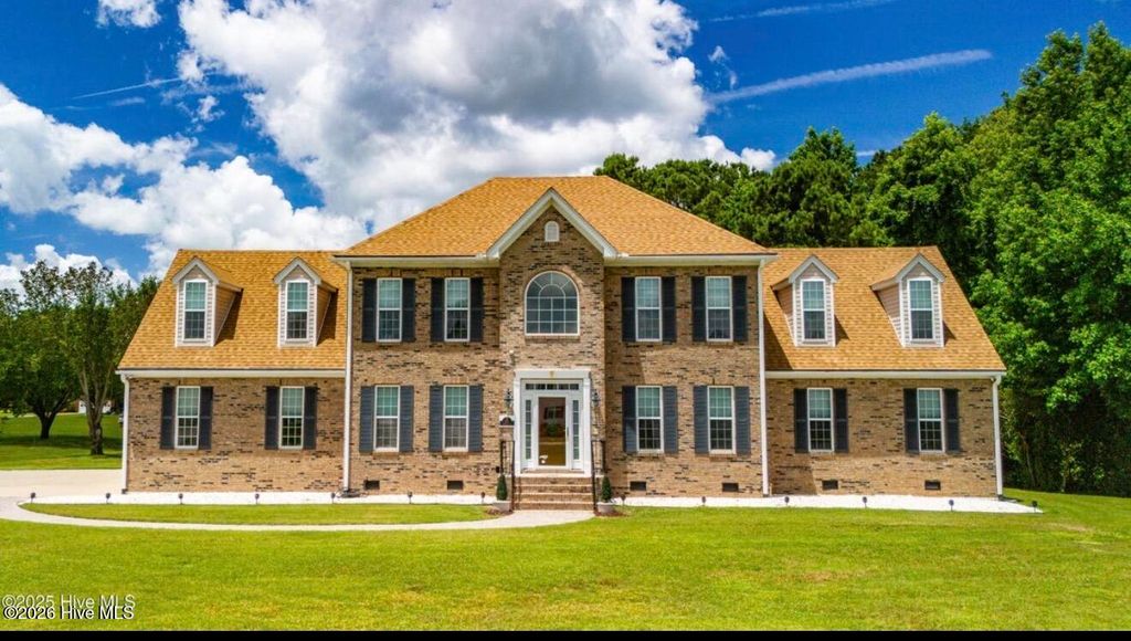 Photo of 106 Bimini Court, Havelock, NC 28532 (MLS # 100569552)