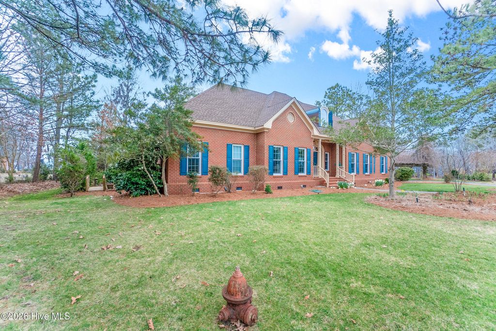Photo of 107 Chowan Circle, Hertford, NC 27944 (MLS # 100549961)