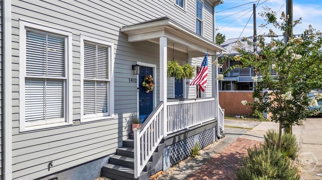 Photo of 1410 Jefferson Street, Savannah, GA 31401 (MLS # SA356133)