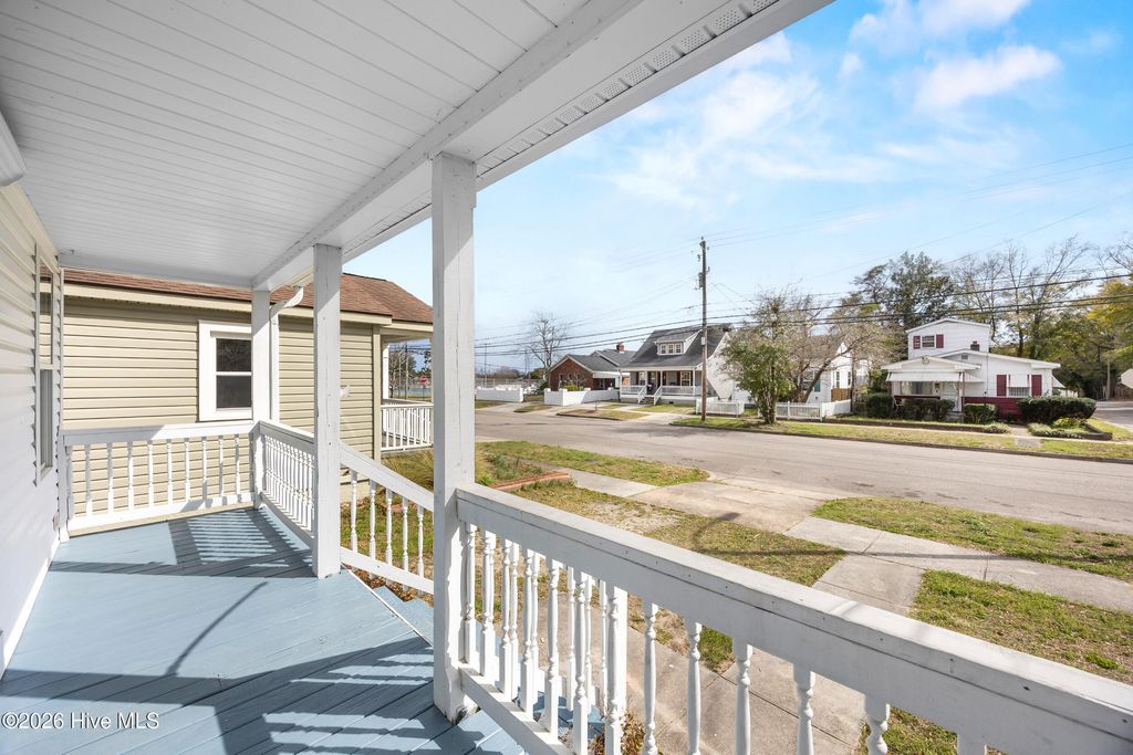 Photo of 711 Ann Street, Wilmington, NC 28401 (MLS # 100558916)