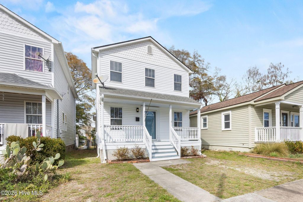 Photo of 711 Ann Street, Wilmington, NC 28401 (MLS # 100558916)
