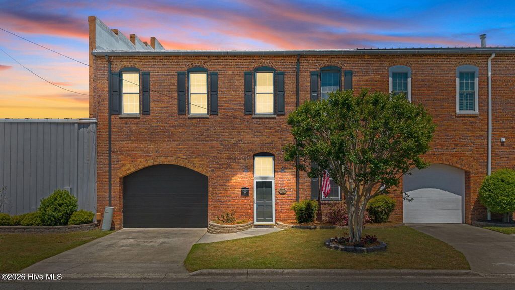 Photo of 916 W 3rd Street #Unit 10 &amp; 11, Washington, NC 27889 (MLS # 100569114)