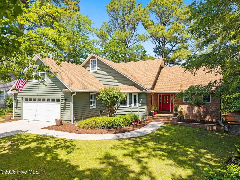Photo of 2490 Glen Drive, Little River, SC 29566 (MLS # 100567535)