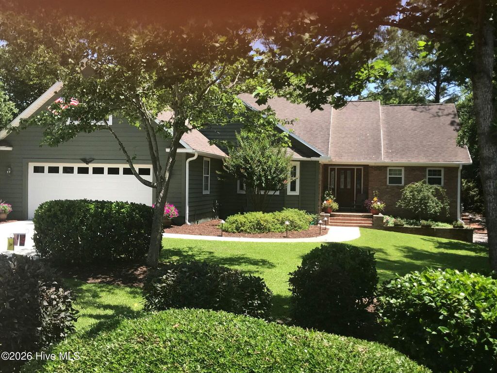 Photo of 2490 Glen Drive, Little River, SC 29566 (MLS # 100567535)