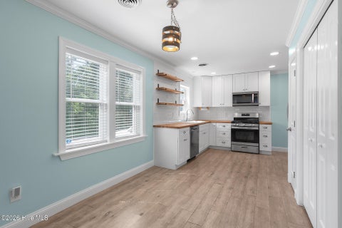 Tiny photo for 2017 Burnett Boulevard, Wilmington, NC 28401 (MLS # 100604498)