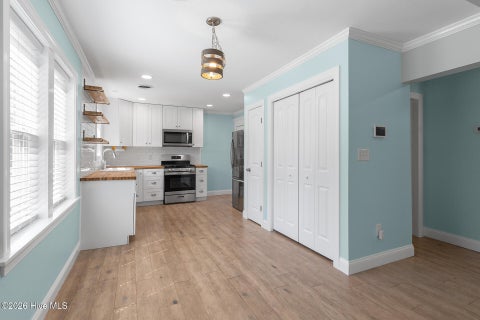 Tiny photo for 2017 Burnett Boulevard, Wilmington, NC 28401 (MLS # 100604498)
