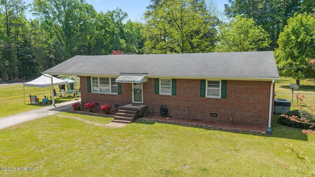 Photo of 434 Quinerly Street, Grifton, NC 28530 (MLS # 100566877)