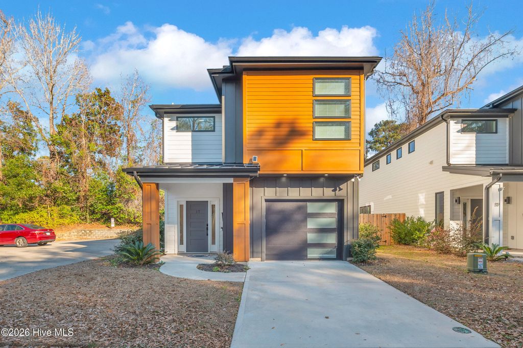 Photo of 17 S 29th Street, Wilmington, NC 28403 (MLS # 100553113)