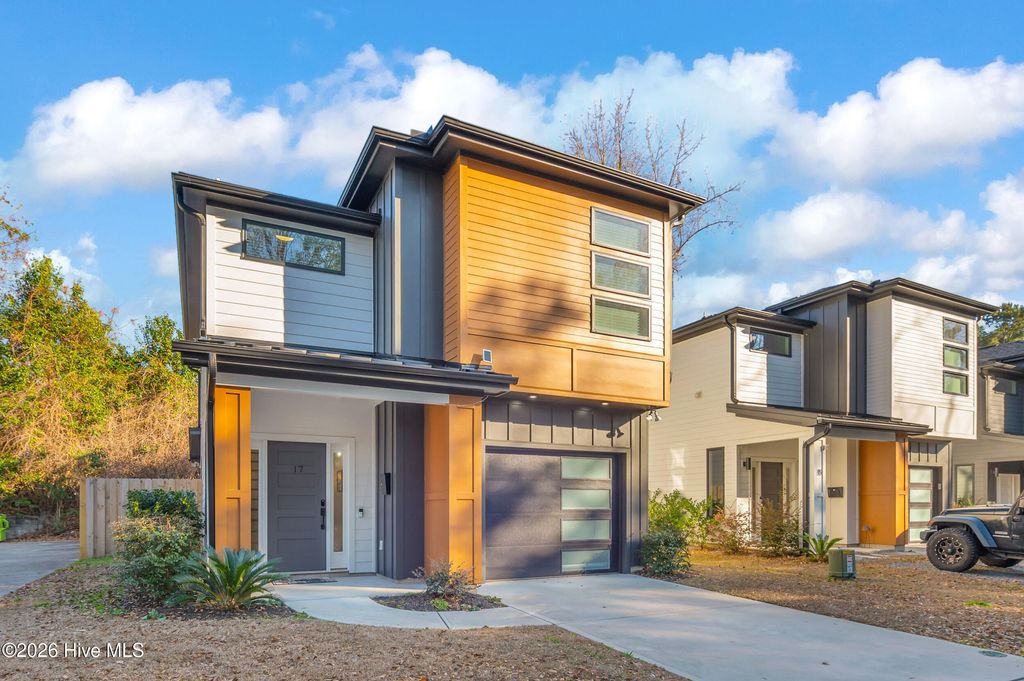 Photo of 17 S 29th Street, Wilmington, NC 28403 (MLS # 100553113)