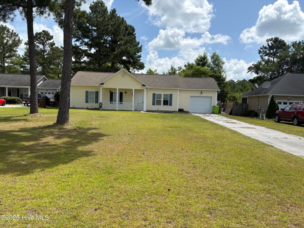 Photo of 117 Boysenberry Fields Road, Maple Hill, NC 28454 (MLS # 100515921)