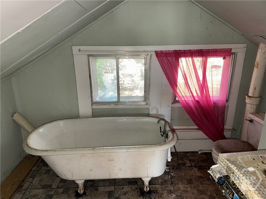 Photo of 2817 Wicklow Street, Savannah, GA 31404 (MLS # SA347960)