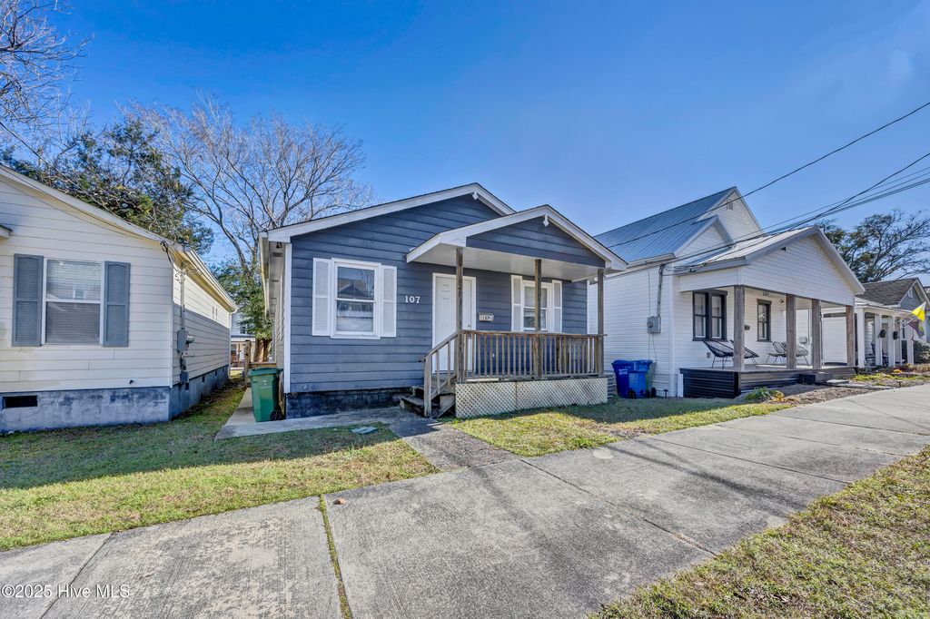 Photo of 107 S 9th Street, Wilmington, NC 28401 (MLS # 100545424)