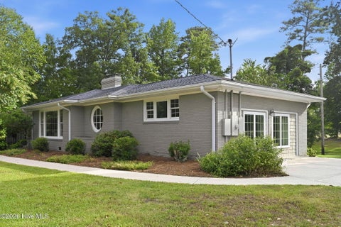 Tiny photo for 406 Country Club Drive, Jacksonville, NC 28546 (MLS # 100590378)