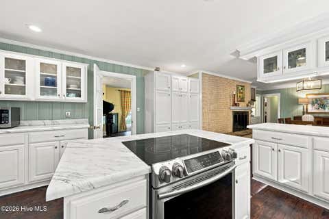 Tiny photo for 406 Country Club Drive, Jacksonville, NC 28546 (MLS # 100590378)