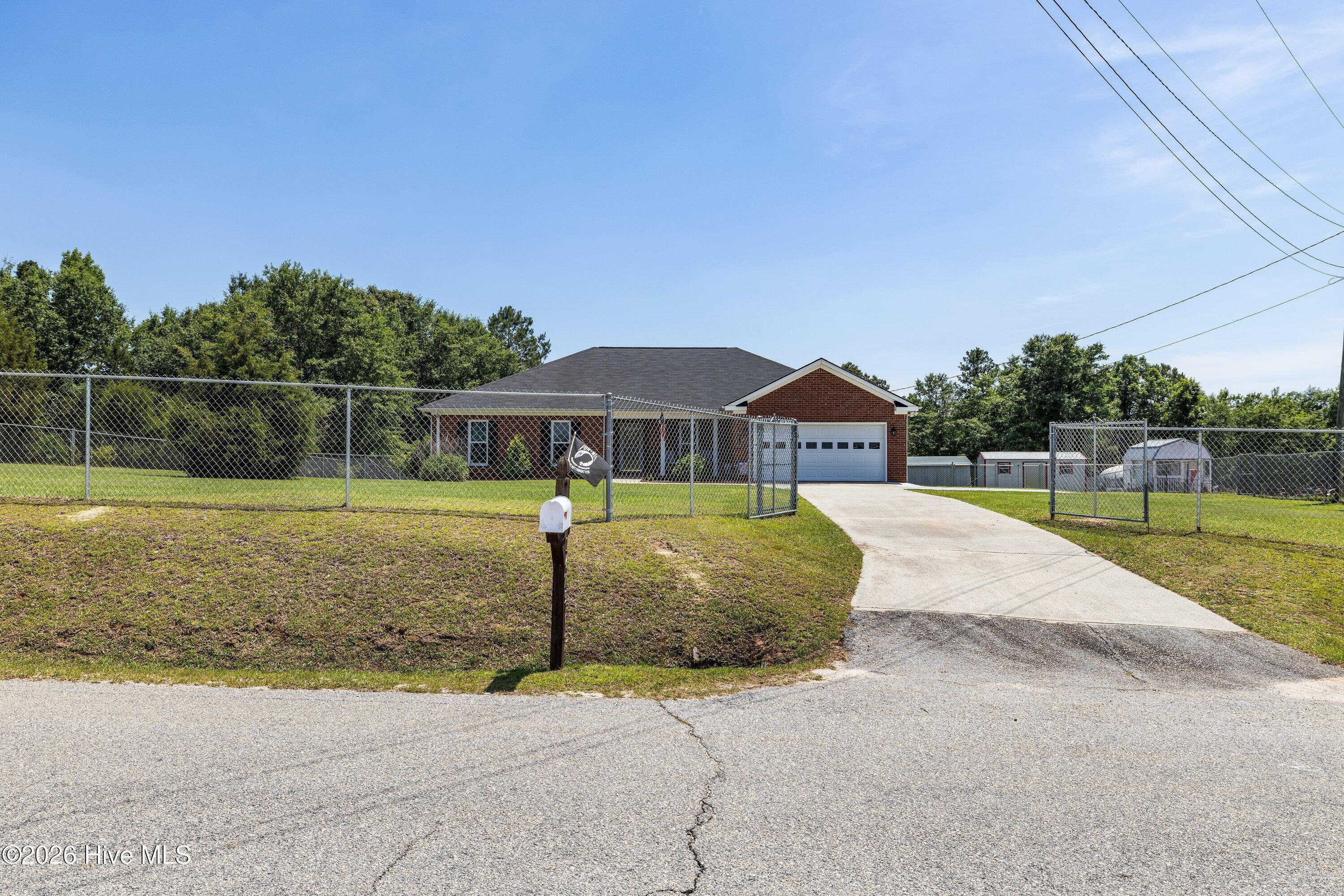 1479 Lakeview Drive