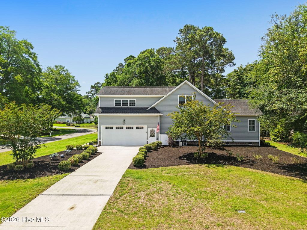 Photo of 927 Green Pointe Drive, Sunset Beach, NC 28468 (MLS # 100577191)