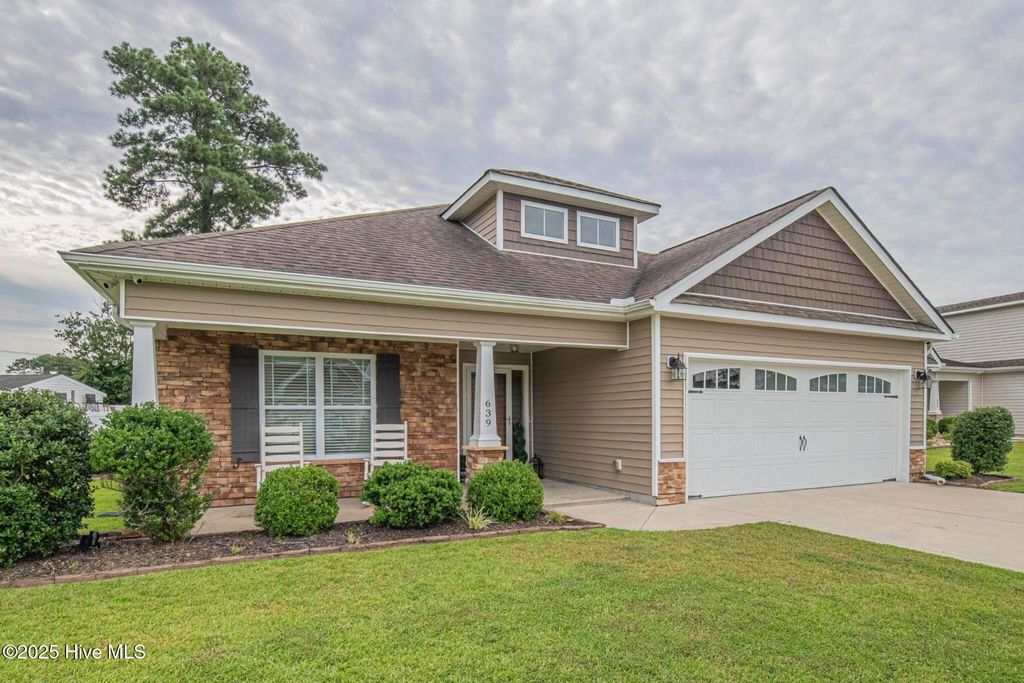 Photo of 639 Brookfield Drive, Winterville, NC 28590 (MLS # 100544346)