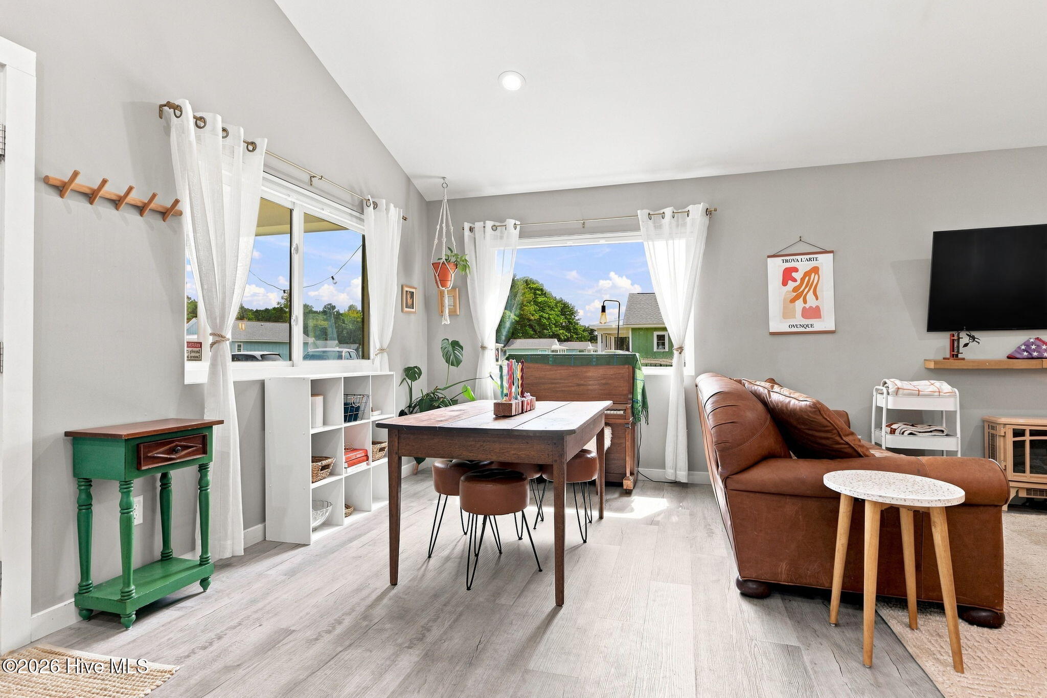 183 Long Pond Loop