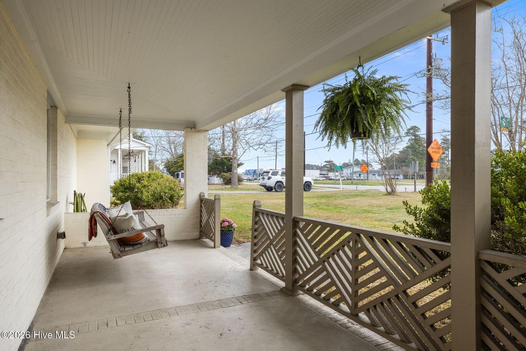 Photo of 1309 Live Oak Street, Beaufort, NC 28516 (MLS # 100559709)
