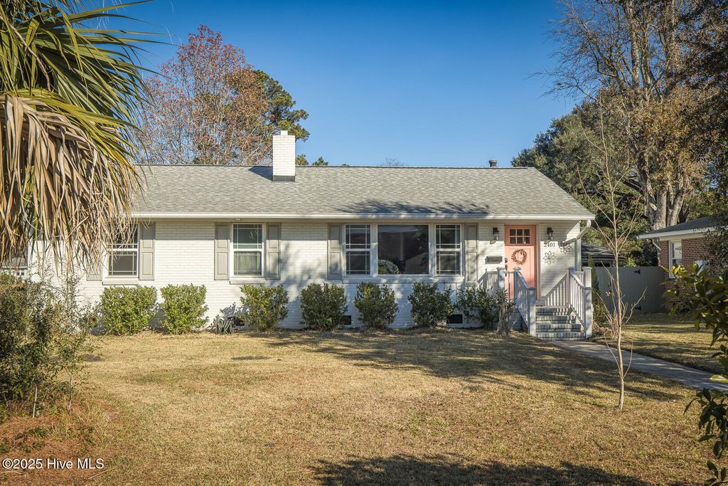 Photo of 2401 Westminister Way, Wilmington, NC 28405 (MLS # 100556956)