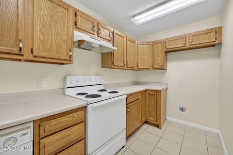 Tiny photo for 7432 Thais Trail, Wilmington, NC 28411 (MLS # 100556599)