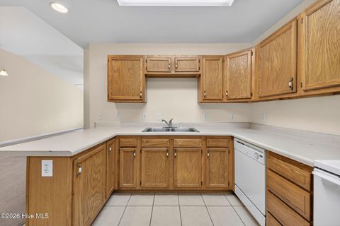 Tiny photo for 7432 Thais Trail, Wilmington, NC 28411 (MLS # 100556599)